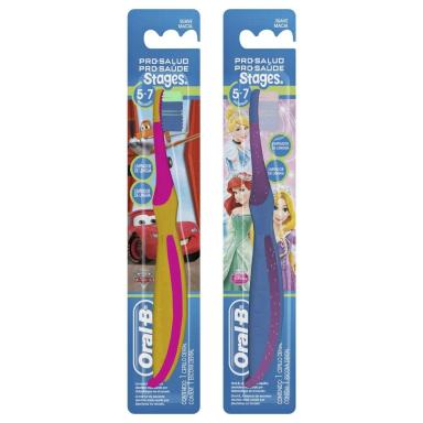 Escova de Dente Infantil Oral B Stages N°3 Disney 5-7 Anos Macia com 1 unidade
