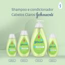 Shampoo Johnson's Baby Cabelos Claros com 400ml