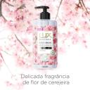 Sabonete Líquido para Mãos Lux Botanicals Flor de Cerejeira com 500ml