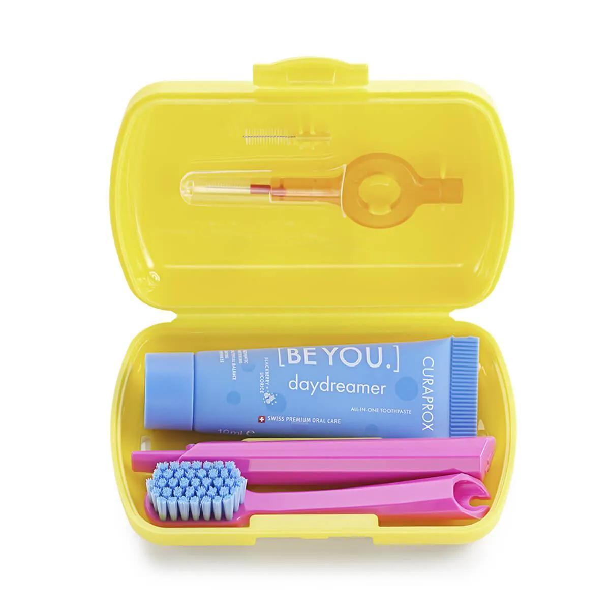 Kit de Viagem Curaprox Escova de Dente + Escova Interdental + Pasta de Dente com 10ml