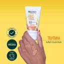 Protetor Solar Hidratante Facial Garnier Uniform & Matte Vitamina C FPS 50 Cor Média 40g