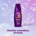 Shampoo Aussie Bye Bye Frizz Maciez e Brilho com 180ml