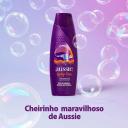 Kit Aussie Bye Bye Frizz Shampoo 180ml + Creme de Tratamento 3 Minute Miracle 236ml