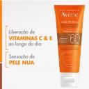 Protetor Solar Facial Avène Mat Perfect Fluido com Cor FPS 60 com 40g